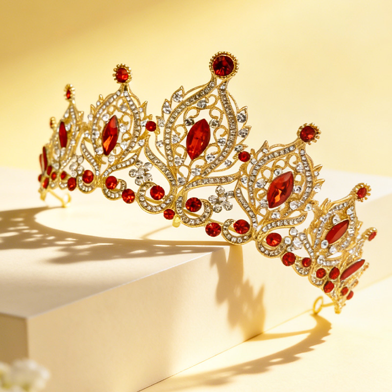 Women'S Red Accessories - 아연 합금과 라인스톤으로 장식된 바로크 스타일의